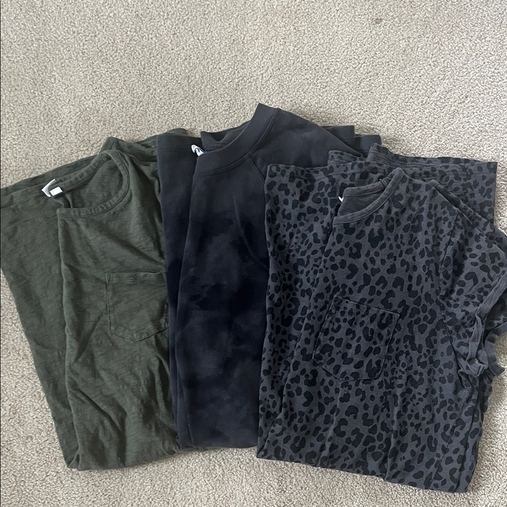 Set of Three Gap T-Shirts